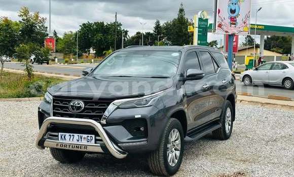 Tenga Tsaru Toyota Fortuner Zvimwe Mota in Lusaka in Zambia Tenga Tsaru Toyota Fortuner Zvimwe Mota in Lusaka in Zambia