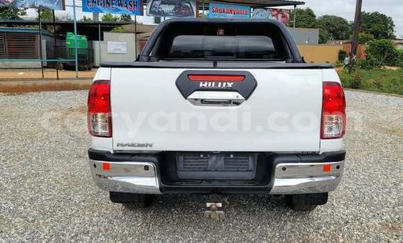 Tenga Tsaru Toyota Hilux Zvimwe Mota in Lusaka in Zambia Tenga Tsaru Toyota Hilux Zvimwe Mota in Lusaka in Zambia