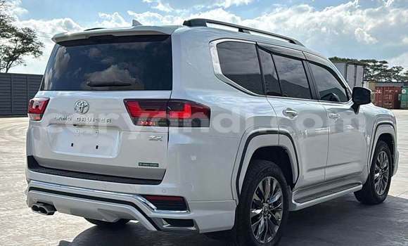 Acheter Occasion Voiture Toyota Land Cruiser Prado Blanc à Lusaka, Zambie Acheter Occasion Voiture Toyota Land Cruiser Prado Blanc à Lusaka, Zambie