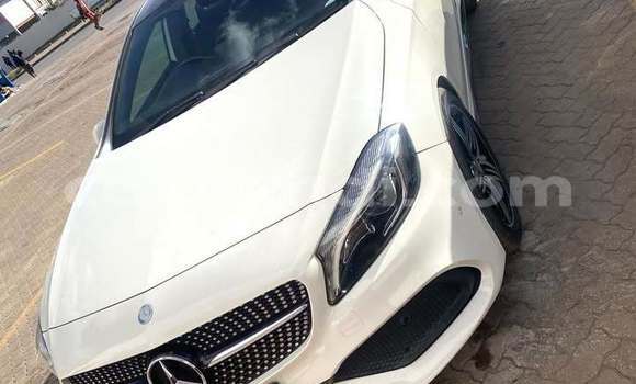 Acheter Occasion Voiture Mercedes‒Benz A–Class Blanc à Lusaka, Zambie Acheter Occasion Voiture Mercedes‒Benz A–Class Blanc à Lusaka, Zambie