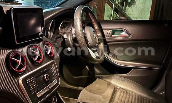 Acheter Occasion Voiture Mercedes‒Benz A–Class Blanc à Lusaka, Zambie Acheter Occasion Voiture Mercedes‒Benz A–Class Blanc à Lusaka, Zambie