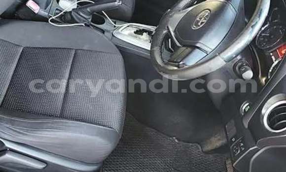 Acheter Occasion Voiture Toyota Auris Rouge à Lusaka, Zambie Acheter Occasion Voiture Toyota Auris Rouge à Lusaka, Zambie