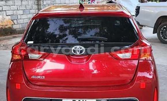Acheter Occasion Voiture Toyota Auris Rouge à Lusaka, Zambie Acheter Occasion Voiture Toyota Auris Rouge à Lusaka, Zambie