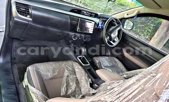 Acheter Occasion Voiture Toyota Hilux Autre à Lusaka, Zambie Acheter Occasion Voiture Toyota Hilux Autre à Lusaka, Zambie