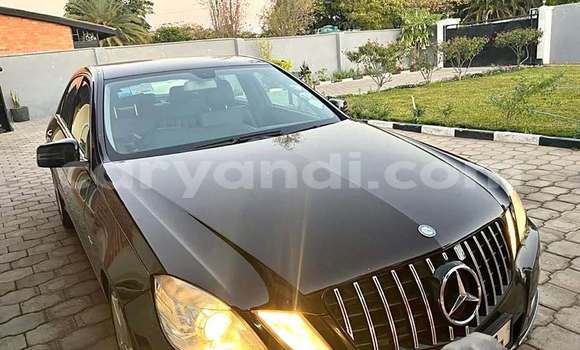 Acheter Occasion Voiture Mercedes‒Benz E–Class Noir à Lusaka, Zambie Acheter Occasion Voiture Mercedes‒Benz E–Class Noir à Lusaka, Zambie