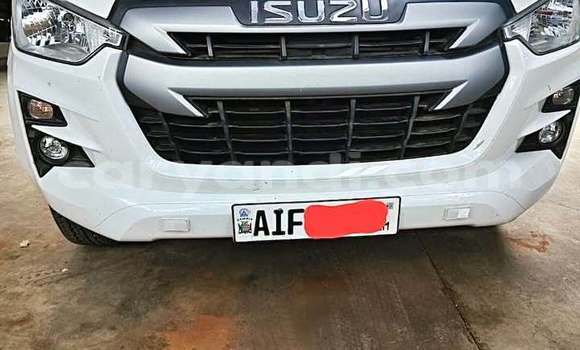 Tenga Tsaru Isuzu D–MAX Chena Mota in Lusaka in Zambia