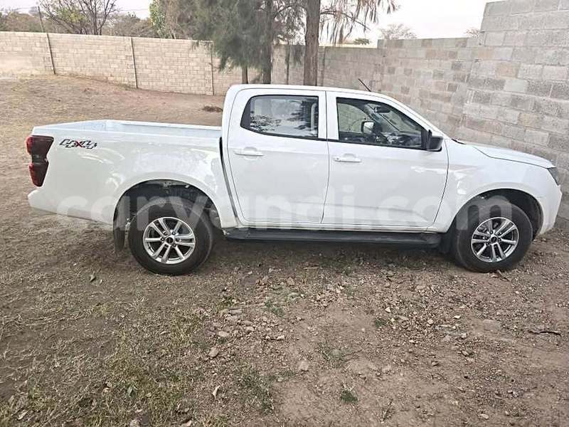 Big with watermark isuzu d max zambia lusaka 29667