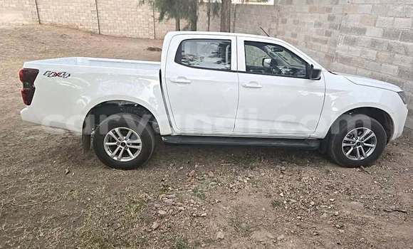 Acheter Occasion Voiture Isuzu D–MAX Blanc à Lusaka, Zambie Acheter Occasion Voiture Isuzu D–MAX Blanc à Lusaka, Zambie