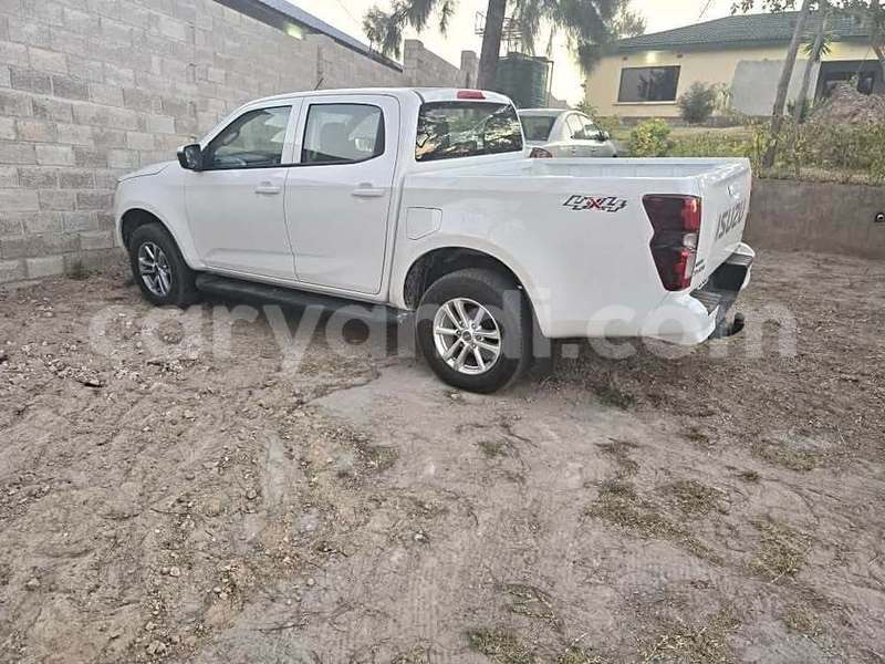 Big with watermark isuzu d max zambia lusaka 29667