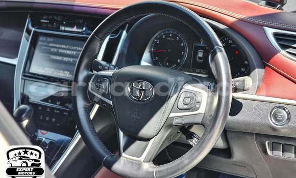 Acheter Occasion Voiture Toyota Harrier Blanc à Lusaka, Zambie Acheter Occasion Voiture Toyota Harrier Blanc à Lusaka, Zambie