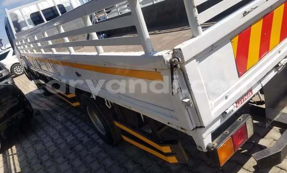 Buy Used Renault Dokker White Car in Lusaka in Zambia Buy Used Renault Dokker White Car in Lusaka in Zambia