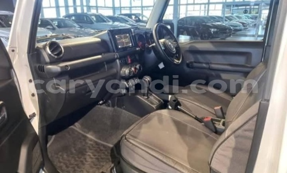 Acheter Occasion Voiture Suzuki Jimny Blanc à Chingola, Zambie Acheter Occasion Voiture Suzuki Jimny Blanc à Chingola, Zambie
