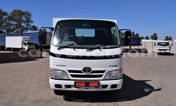 Buy Used Toyota Dyna White Truck in Chingola in Zambia Buy Used Toyota Dyna White Truck in Chingola in Zambia