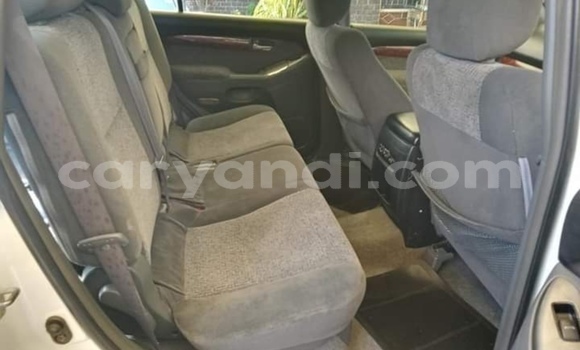 Acheter Occasion Voiture Toyota Land Cruiser Prado Blanc à Lusaka, Zambie Acheter Occasion Voiture Toyota Land Cruiser Prado Blanc à Lusaka, Zambie