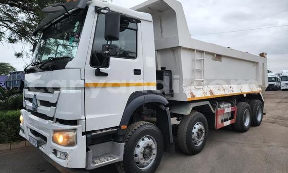 Buy Used Volvo FL White Truck in Lusaka in Zambia Buy Used Volvo FL White Truck in Lusaka in Zambia