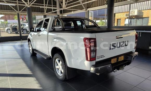 Buy Used Isuzu KB White Car in Lusaka in Zambia Buy Used Isuzu KB White Car in Lusaka in Zambia