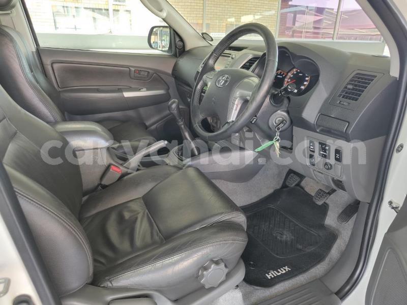 Big with watermark toyota hilux zambia lusaka 29722