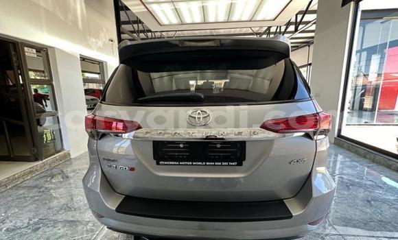 Buy Used Toyota Fortuner Silver Car in Lusaka in Zambia Buy Used Toyota Fortuner Silver Car in Lusaka in Zambia