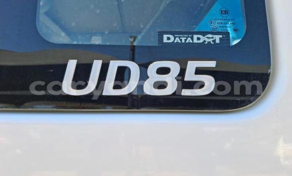 Acheter Occasion Utilitaire Nissan UD Bleu à Livingstone, Zambie Acheter Occasion Utilitaire Nissan UD Bleu à Livingstone, Zambie