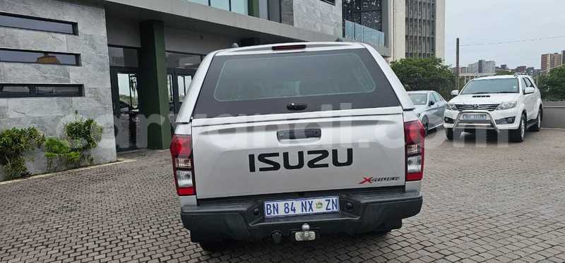 Big with watermark isuzu d max southern choma 29760