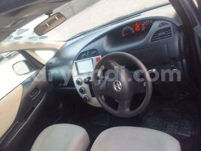 Big with watermark toyota ractis zambia lusaka 29817