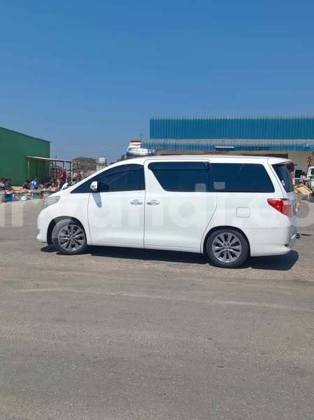 Big with watermark toyota alphard zambia lusaka 29824