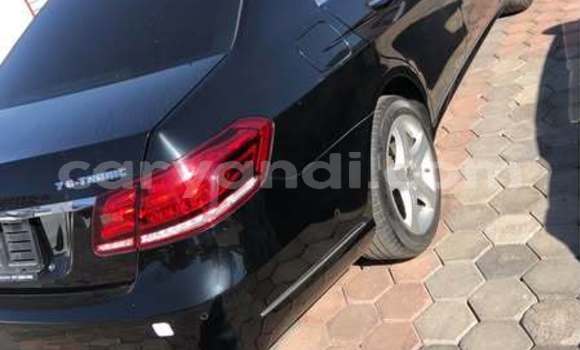 Acheter Occasion Voiture Mercedes-Benz E200 Autre à Lusaka, Zambie Acheter Occasion Voiture Mercedes-Benz E200 Autre à Lusaka, Zambie