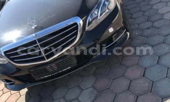Acheter Occasion Voiture Mercedes-Benz E200 Autre à Lusaka, Zambie Acheter Occasion Voiture Mercedes-Benz E200 Autre à Lusaka, Zambie
