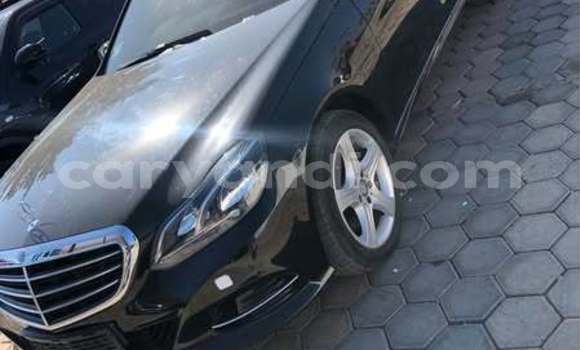 Acheter Occasion Voiture Mercedes-Benz E200 Autre à Lusaka, Zambie Acheter Occasion Voiture Mercedes-Benz E200 Autre à Lusaka, Zambie