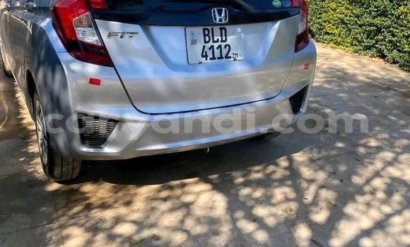 Tenga Tsaru Honda FIT Sirivha Mota in Import - Dubai in Zambia Tenga Tsaru Honda FIT Sirivha Mota in Import - Dubai in Zambia