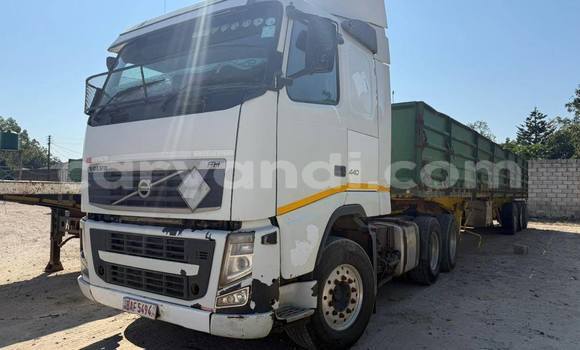 Buy Used Volvo FL White Truck in Lusaka in Zambia Buy Used Volvo FL White Truck in Lusaka in Zambia