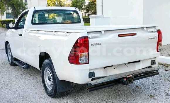 Buy Used Toyota Hilux White Car in Lusaka in Zambia Buy Used Toyota Hilux White Car in Lusaka in Zambia