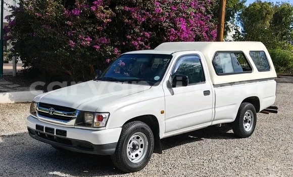 Buy Used Toyota Hilux White Car in Lusaka in Zambia Buy Used Toyota Hilux White Car in Lusaka in Zambia