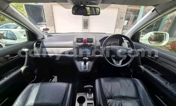 Acheter Occasion Voiture Honda CR–V Blanc à Lusaka, Zambie Acheter Occasion Voiture Honda CR–V Blanc à Lusaka, Zambie