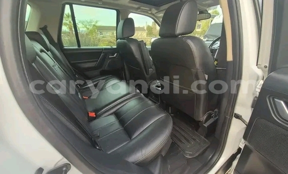 Buy Used Land Rover Freelander White Car in Lusaka in Zambia Buy Used Land Rover Freelander White Car in Lusaka in Zambia