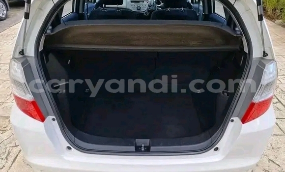 Buy Used Honda Jazz White Car in Lusaka in Zambia Buy Used Honda Jazz White Car in Lusaka in Zambia