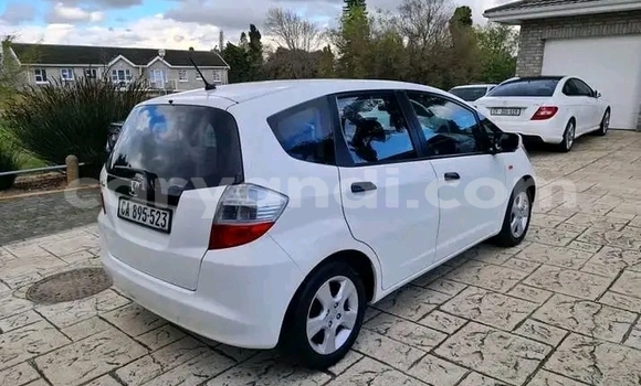 Buy Used Honda Jazz White Car in Lusaka in Zambia Buy Used Honda Jazz White Car in Lusaka in Zambia