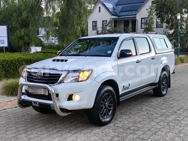 Big with watermark toyota hilux zambia lusaka 29960
