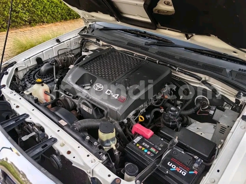 Big with watermark toyota hilux zambia lusaka 29960