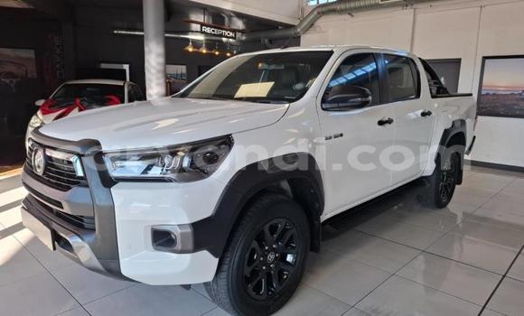 Acheter Occasion Voiture Toyota Hilux Blanc à Lusaka, Zambie Acheter Occasion Voiture Toyota Hilux Blanc à Lusaka, Zambie