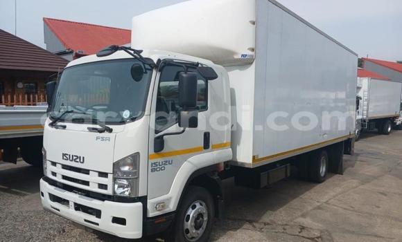 Acheter Occasion Utilitaire Isuzu FTR 850 Blanc à Livingstone, Zambie Acheter Occasion Utilitaire Isuzu FTR 850 Blanc à Livingstone, Zambie