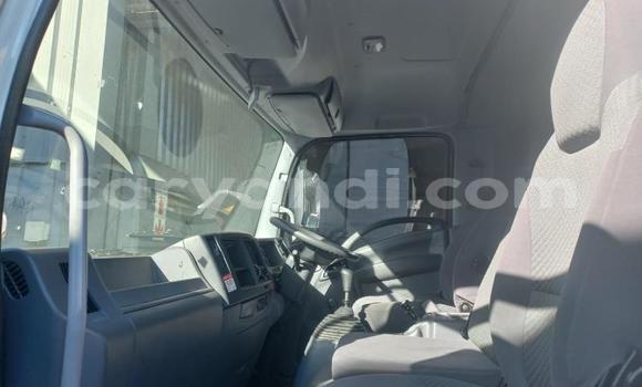 Acheter Occasion Utilitaire Isuzu FTR 850 Blanc à Livingstone, Zambie Acheter Occasion Utilitaire Isuzu FTR 850 Blanc à Livingstone, Zambie