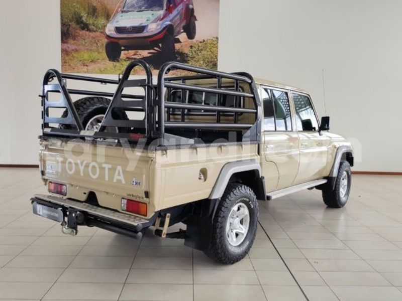 Big with watermark toyota land cruiser zambia lusaka 29972
