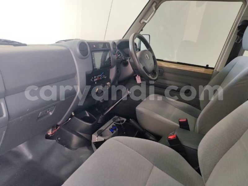 Big with watermark toyota land cruiser zambia lusaka 29972