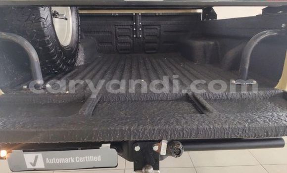 Nunua Ilio tumika Toyota Land Cruiser Beige Gari ndani ya Lusaka nchini Zambia Nunua Ilio tumika Toyota Land Cruiser Beige Gari ndani ya Lusaka nchini Zambia