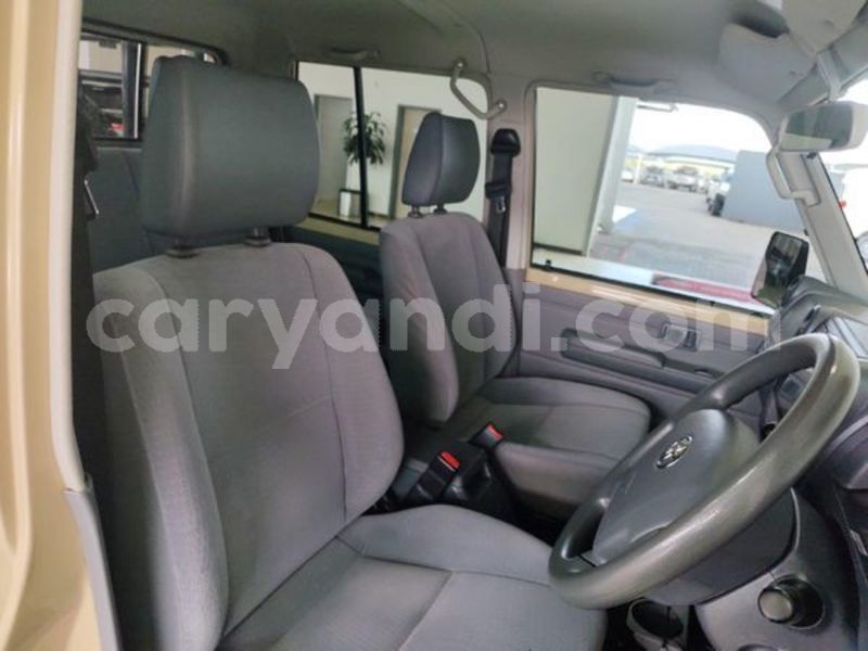Big with watermark toyota land cruiser zambia lusaka 29972