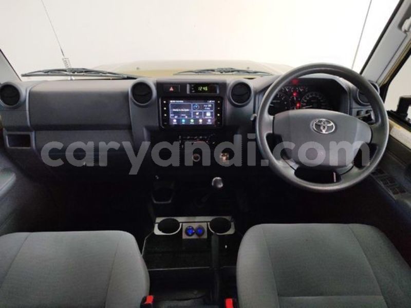 Big with watermark toyota land cruiser zambia lusaka 29972