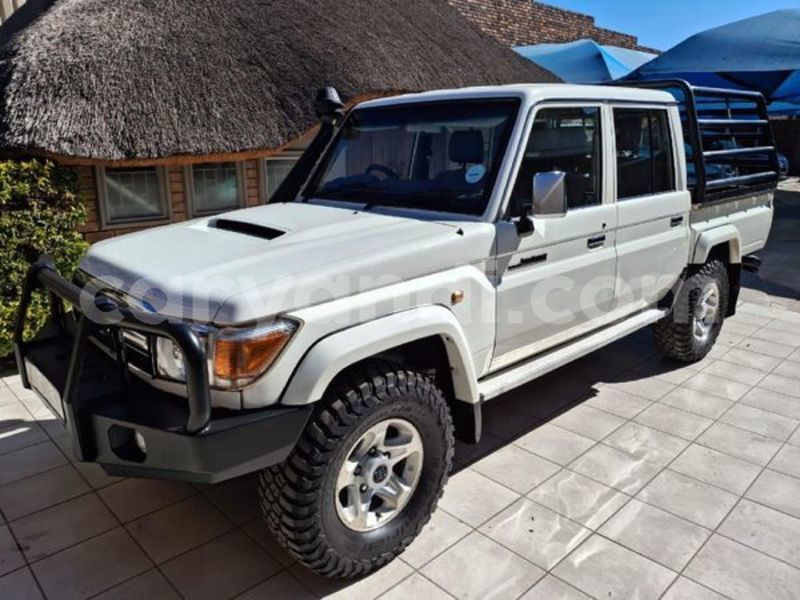 Big with watermark toyota land cruiser zambia lusaka 29973
