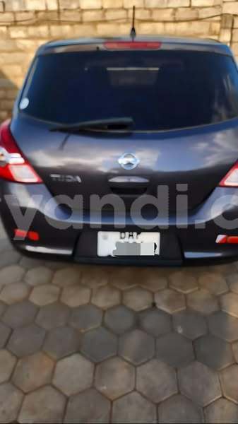 Big with watermark nissan tiida zambia lusaka 29977