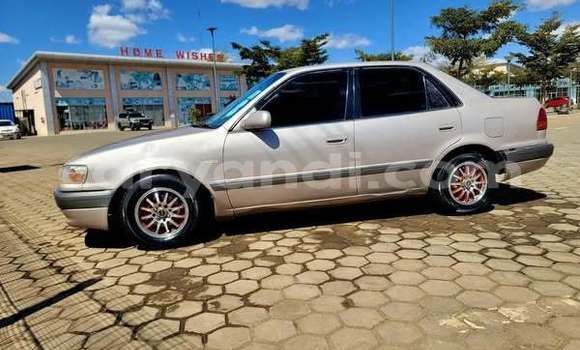 Acheter Occasion Voiture Toyota Corolla Vert à Lusaka, Zambie Acheter Occasion Voiture Toyota Corolla Vert à Lusaka, Zambie